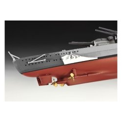 REVELL Battleship Bismarck 1:700