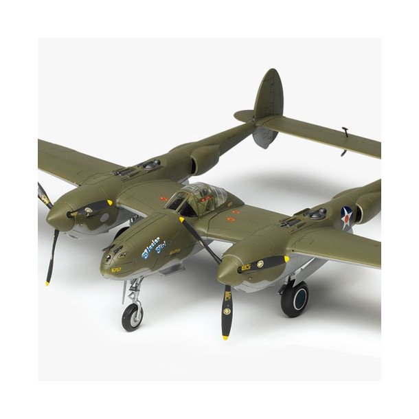 P-38 F Glacier Girl 1/48 Academy