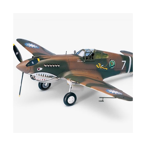 Academy P-40C Tomahawk 1/48