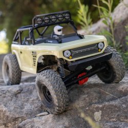 Axial 1/10 SCX10 II Deadbolt 4WD Brushed RTR, Tan