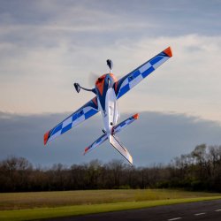 Eflite Extra 300 SC 3D 1.3 BNF med AS3X og SAFE Select