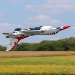 E-flite F-16 Thunderbirds 70mm EDF Jet BNF Basic med AS3X og SAFE Select