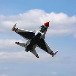 E-flite F-16 Thunderbirds 70mm EDF Jet BNF Basic med AS3X og SAFE Select