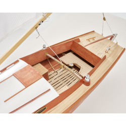 Folkebd byggest i skala 1:7,6 til fjernstyring  