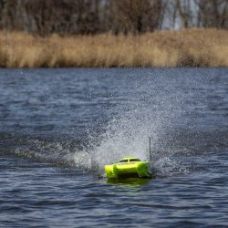 Pro Boat Blackjack 24" V2 Catamaran Brushless: RTR, Heat Wave Visual