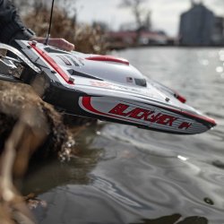 Pro Boat Blackjack 24" V2 Catamaran Brushless: RTR, Vegas Offshore