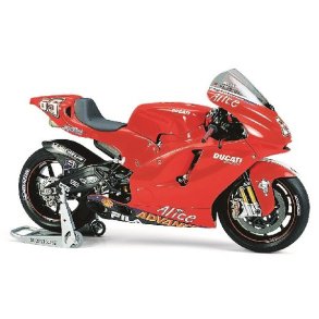 TAMIYA 1/12 DUCATI DESMOSEDICI