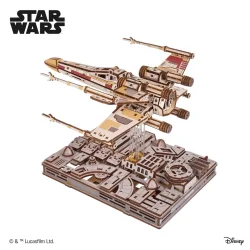 Ugears Luke Skywalker�s X-Wing Starfighter Star Wars