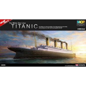 Titanic 67cm farvede dele 1/400 fra Academy
