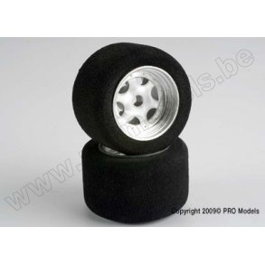 REAR WHEELS/TIRES Traxxas
