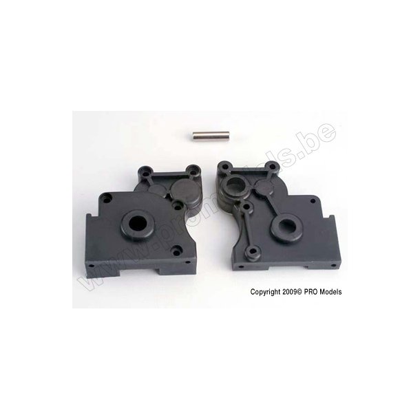 GEARBOX HALVES/IDLER SHAFT Traxxas
